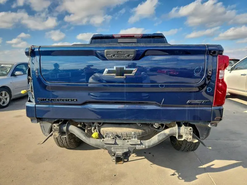 2021 CHEVROLET SILVERADO K1500 RST  