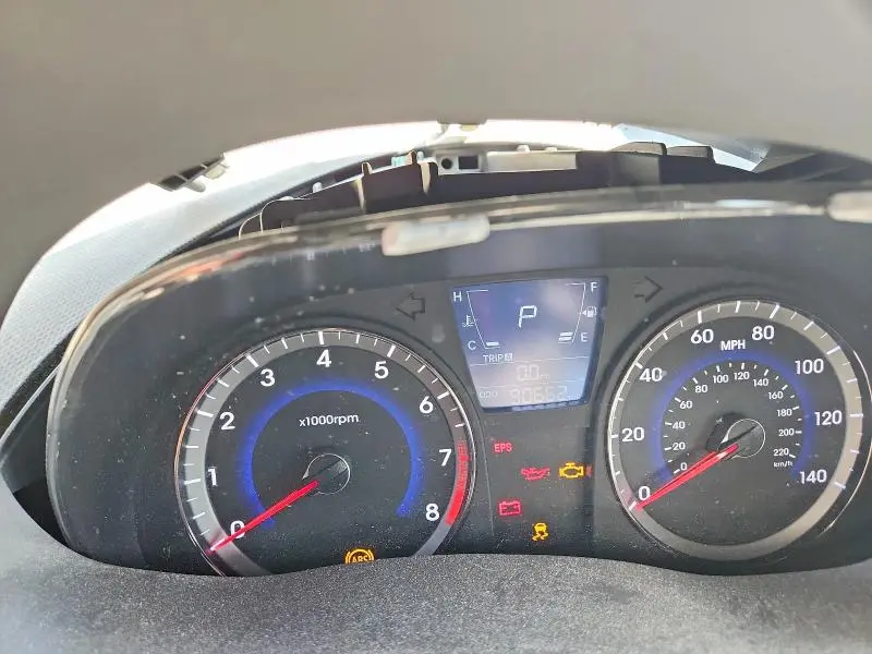 2012 HYUNDAI ACCENT GLS  
