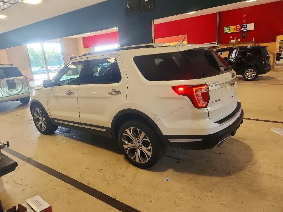 2019 FORD EXPLORER PLATINUM  