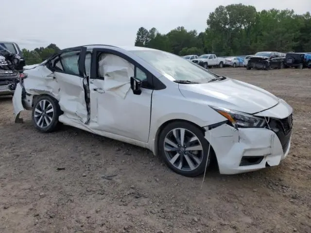 2021 NISSAN VERSA SR  