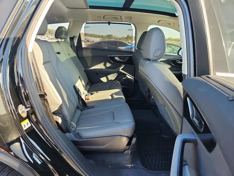 2025 AUDI Q7 PREMIUM PLUS  