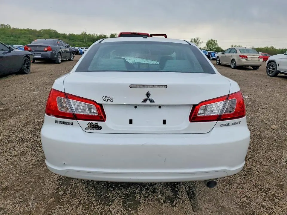 2011 MITSUBISHI GALANT ES  