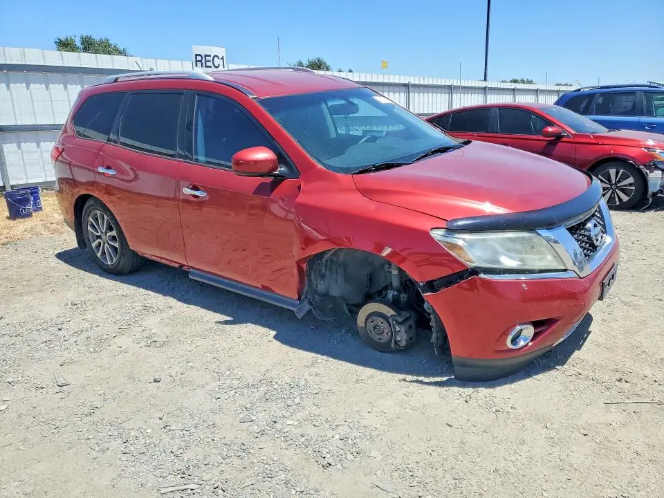 2016 NISSAN PATHFINDER SV  
