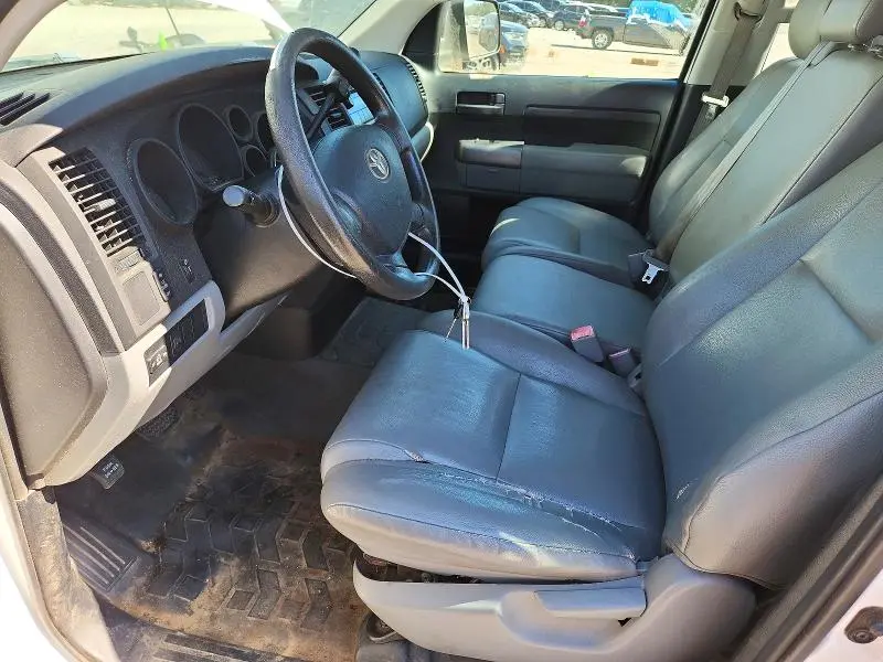 2011 TOYOTA TUNDRA DOUBLE CAB SR5  