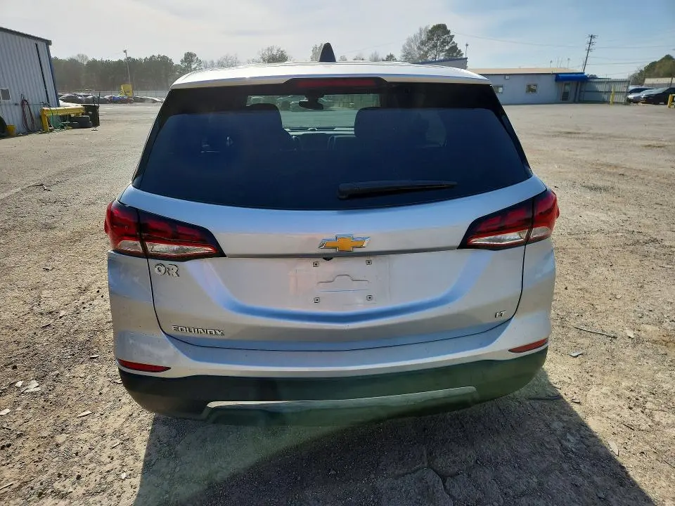 2022 CHEVROLET EQUINOX LT  