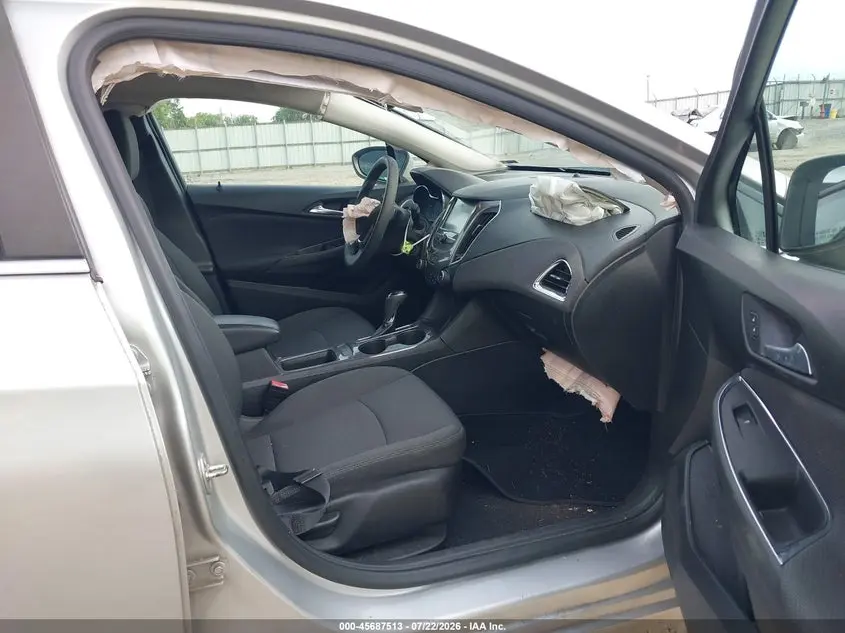 2018 CHEVROLET CRUZE LT AUTO