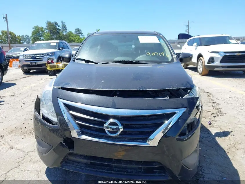 2017 NISSAN VERSA 1.6 SV
