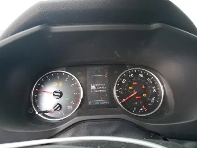 2022 TOYOTA RAV4 XLE  