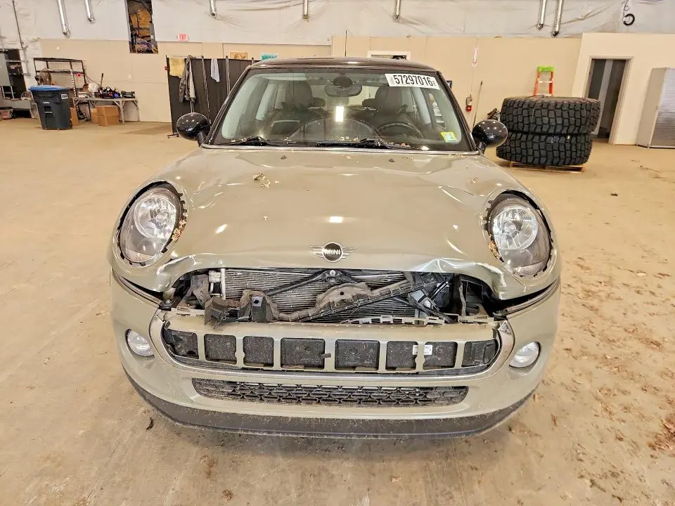 2019 MINI COOPER   