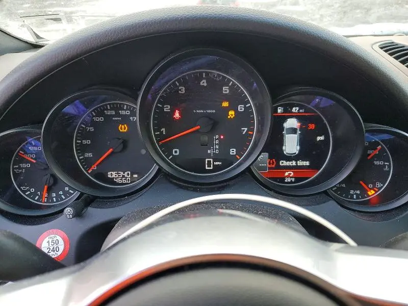 2016 PORSCHE CAYENNE   