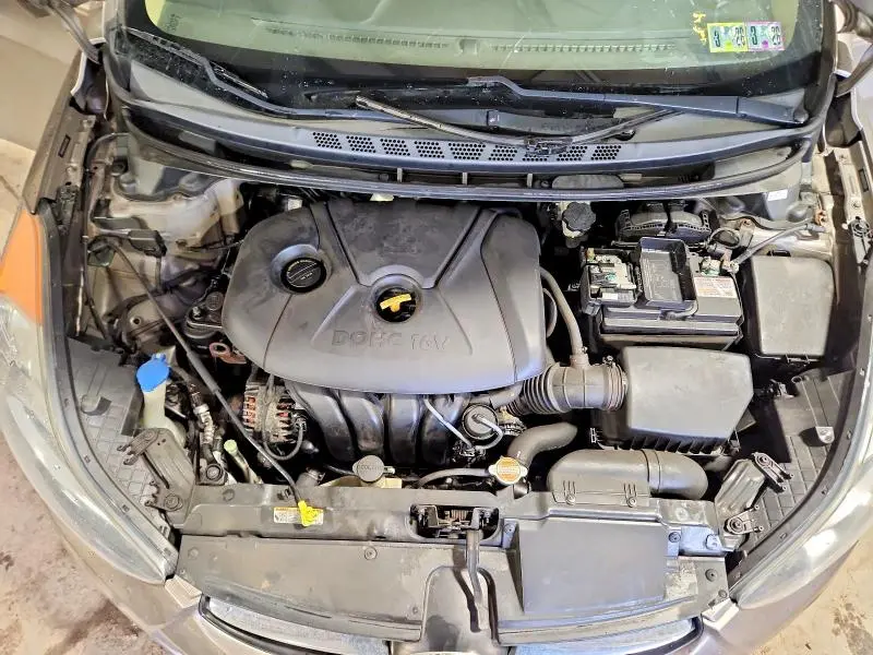 2012 HYUNDAI ELANTRA GLS  