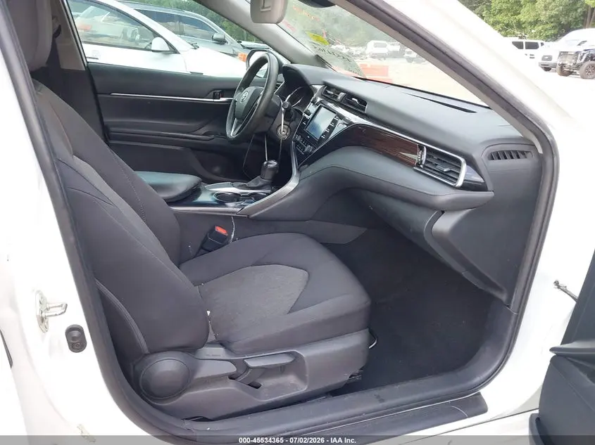 2020 TOYOTA CAMRY LE