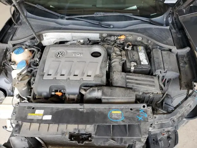 2013 VOLKSWAGEN PASSAT SEL  