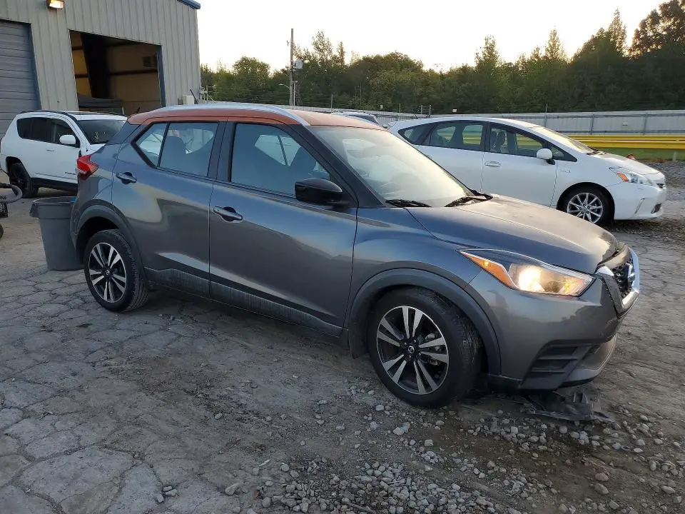 2018 NISSAN KICKS SV  