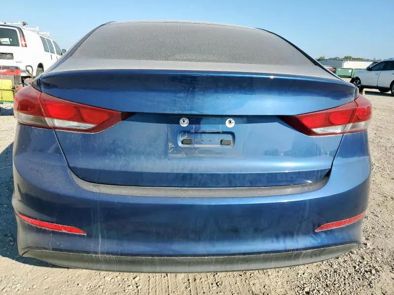 2018 HYUNDAI ELANTRA SE  