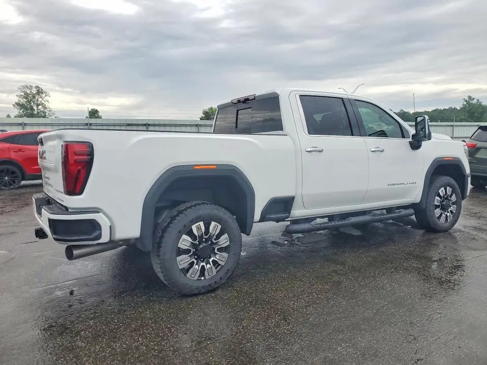 2026 GMC SIERRA K2500 DENALI  