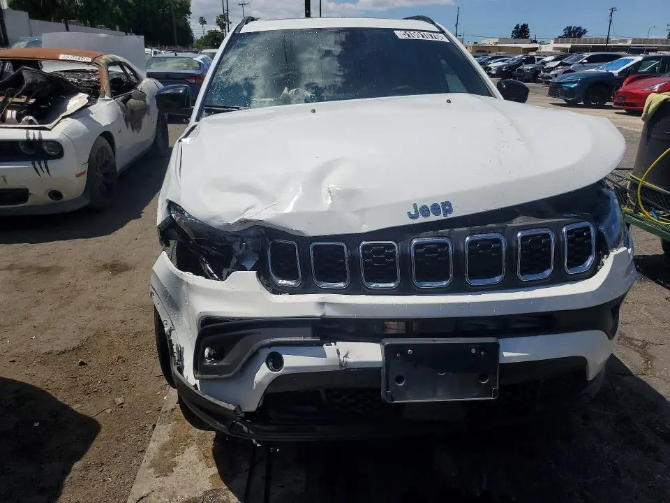 2025 JEEP COMPASS LATITUDE  