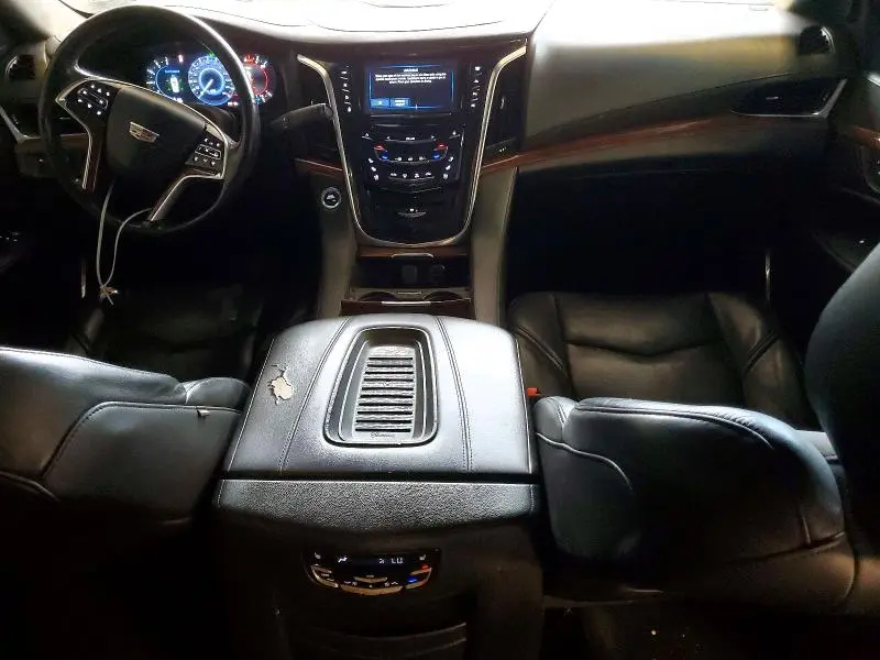 2018 CADILLAC ESCALADE PREMIUM LUXURY  