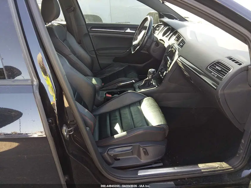2015 VOLKSWAGEN GOLF GTI 2.0T AUTOBAHN 4-DOOR