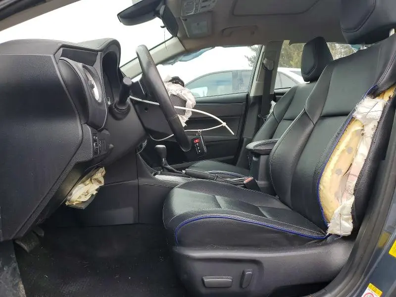 2017 TOYOTA COROLLA XSE  