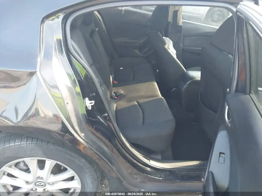 2016 MAZDA MAZDA3 I SPORT