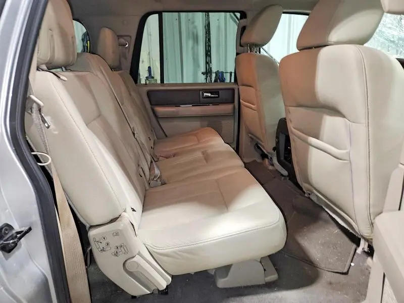 2010 FORD EXPEDITION EL XLT  