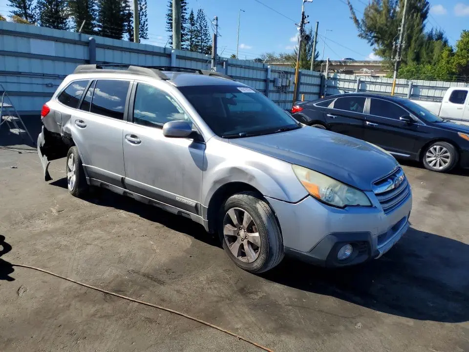 2010 SUBARU OUTBACK 2.5I PREMIUM  