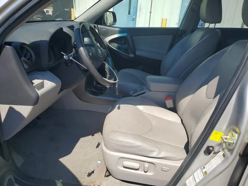 2012 TOYOTA RAV4 LIMITED  