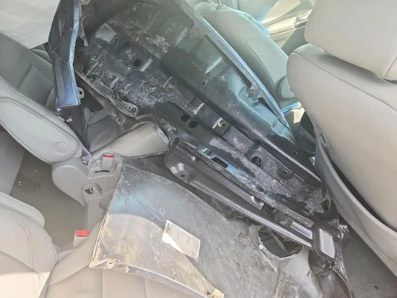 2017 TOYOTA SIENNA XLE 8-PASSENGER  