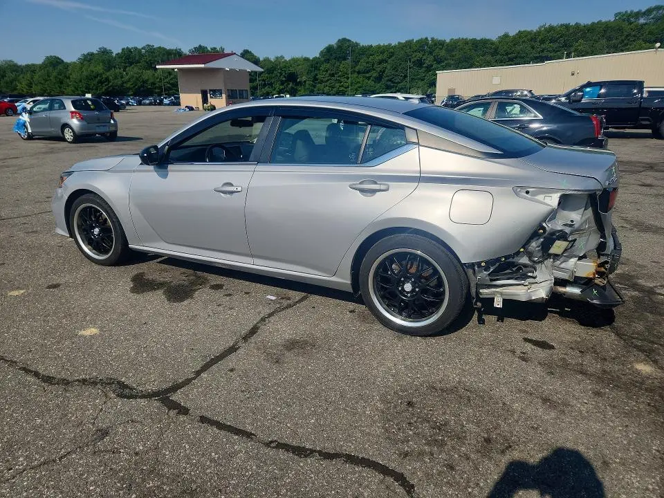 2020 NISSAN ALTIMA SR  