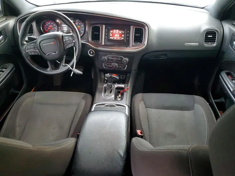 2015 DODGE CHARGER SE  