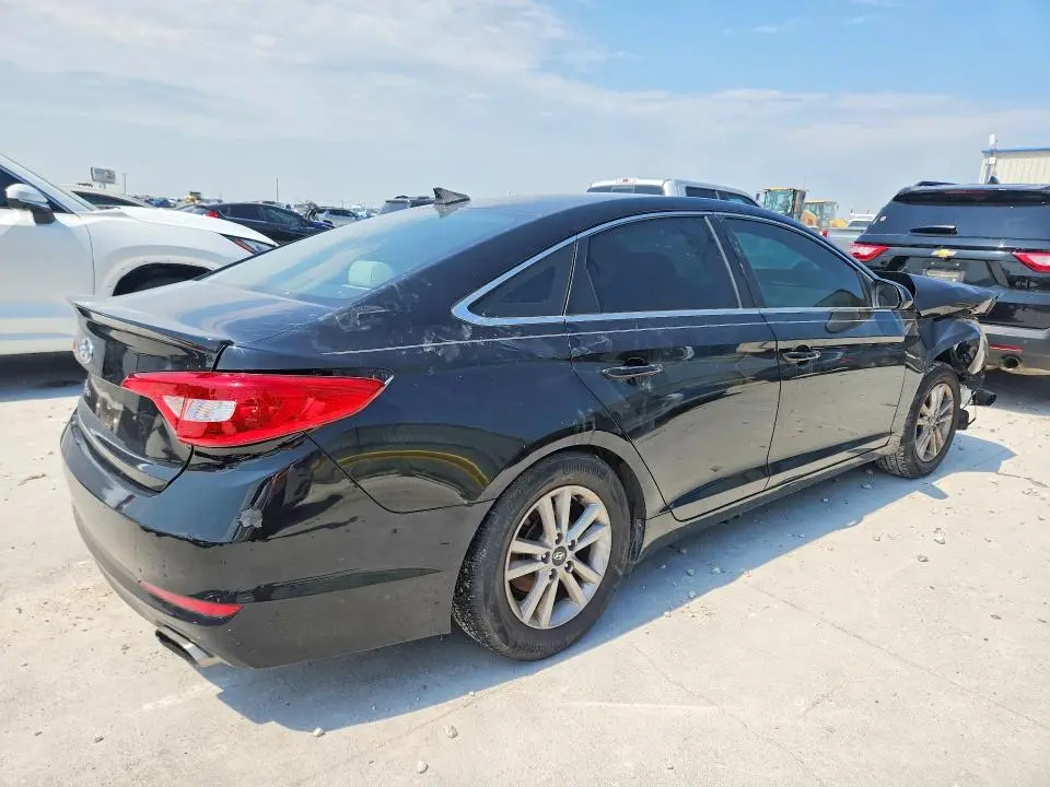 2016 HYUNDAI SONATA SE  