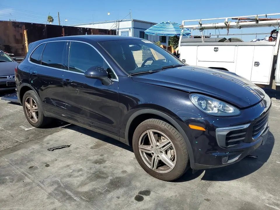 2015 PORSCHE CAYENNE S  
