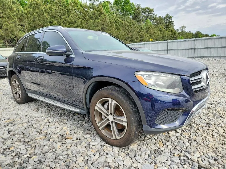 2017 MERCEDES-BENZ GLC 300  