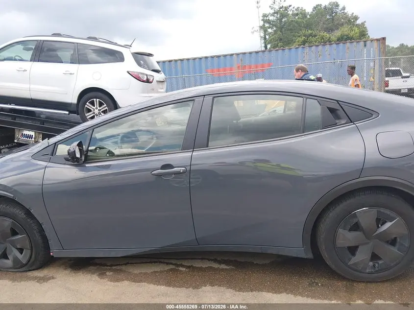 2025 TOYOTA PRIUS LE