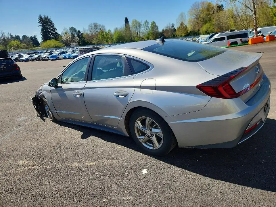 2021 HYUNDAI SONATA SE  