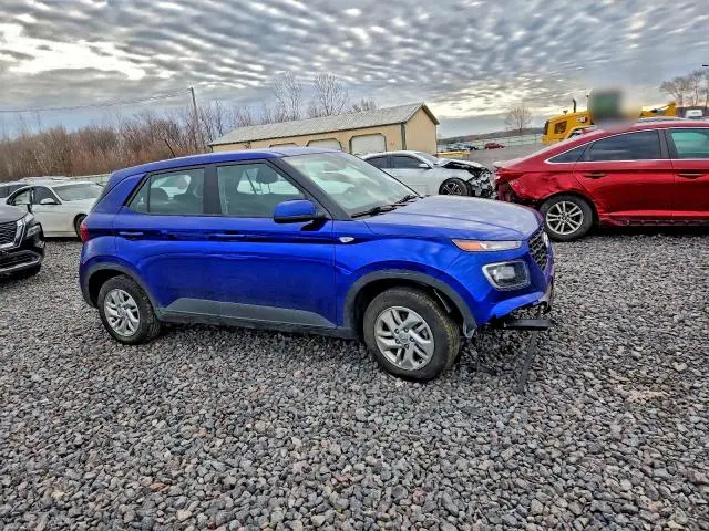 2023 HYUNDAI VENUE SE  