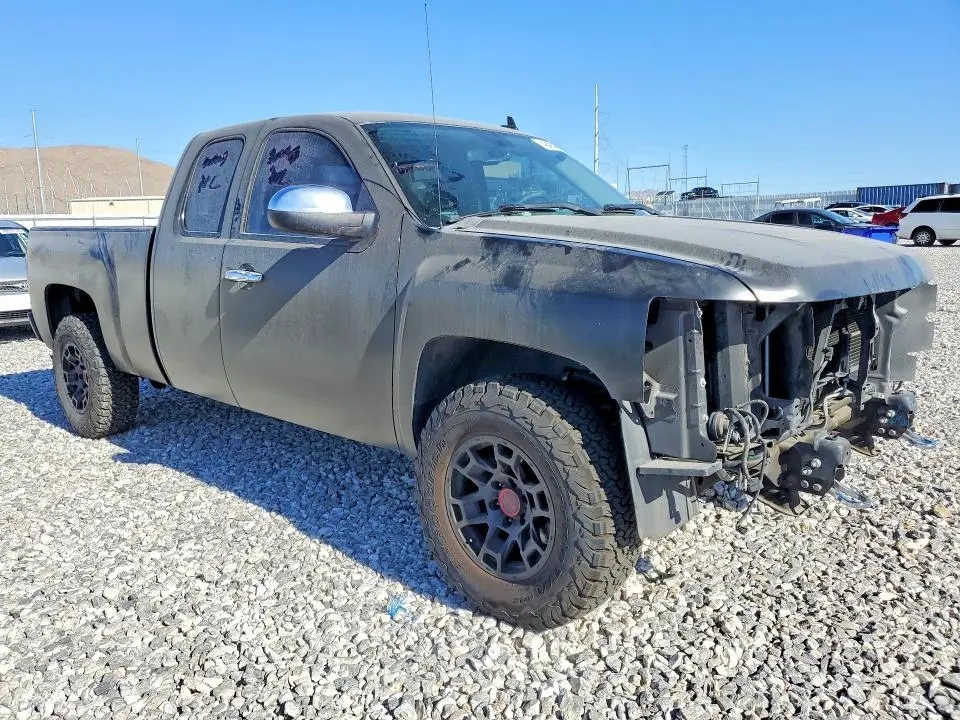 2010 CHEVROLET SILVERADO C1500 LTZ  