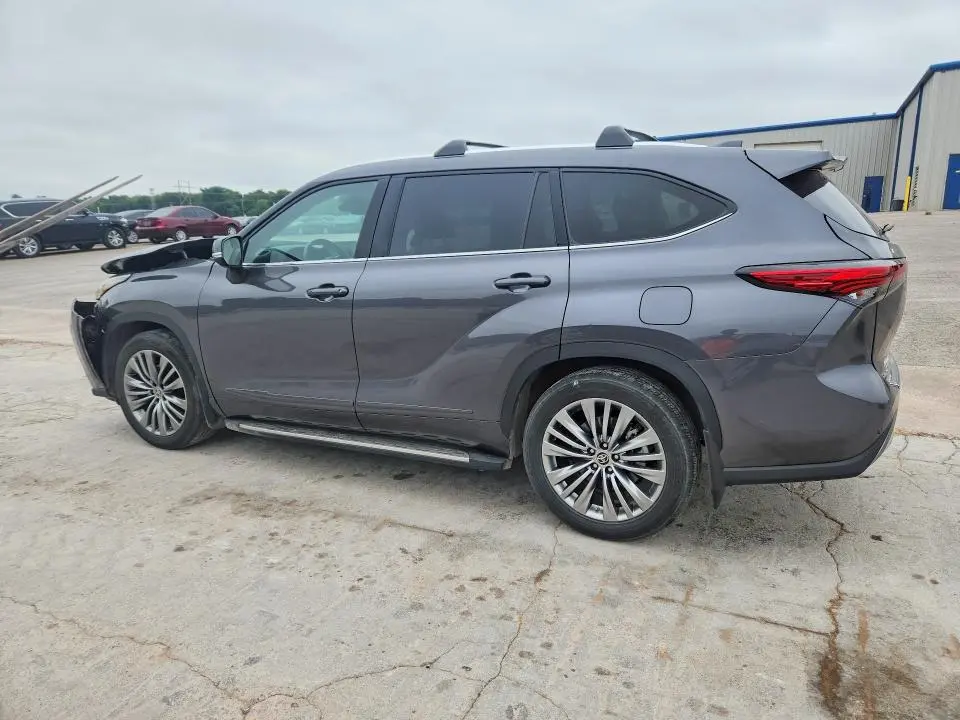 2021 TOYOTA HIGHLANDER PLATINUM  