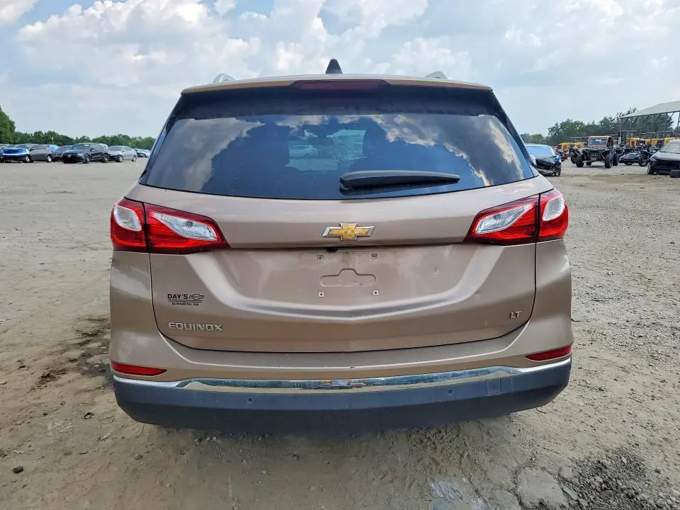 2018 CHEVROLET EQUINOX LT  