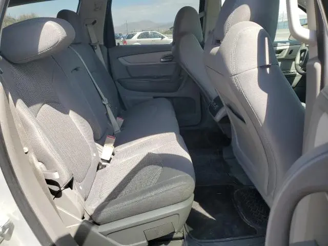 2017 CHEVROLET TRAVERSE LS  