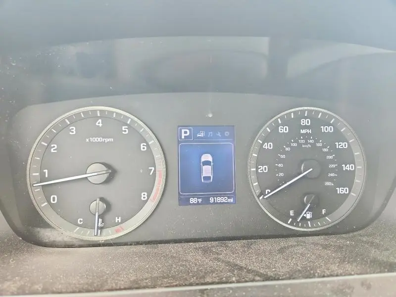 2017 HYUNDAI SONATA SE  