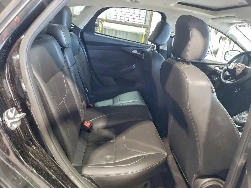 2015 FORD FOCUS TITANIUM  