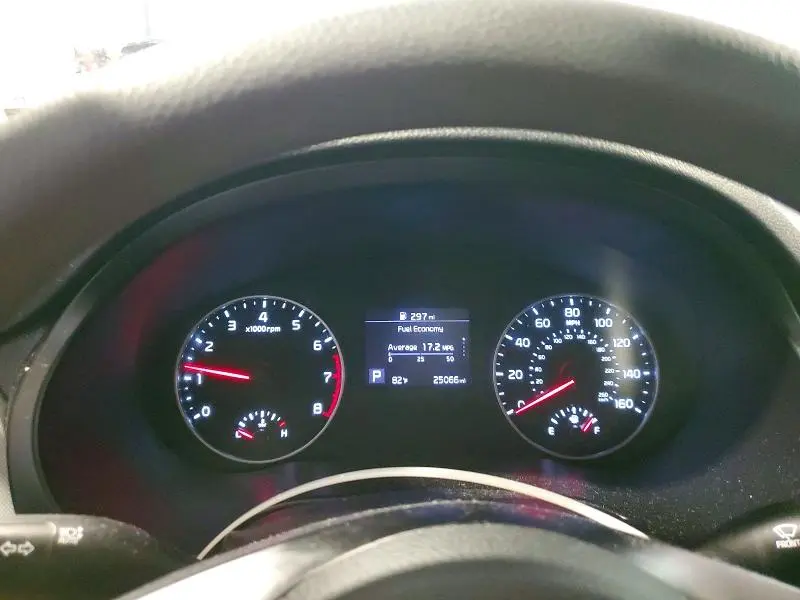 2023 KIA SELTOS LX  