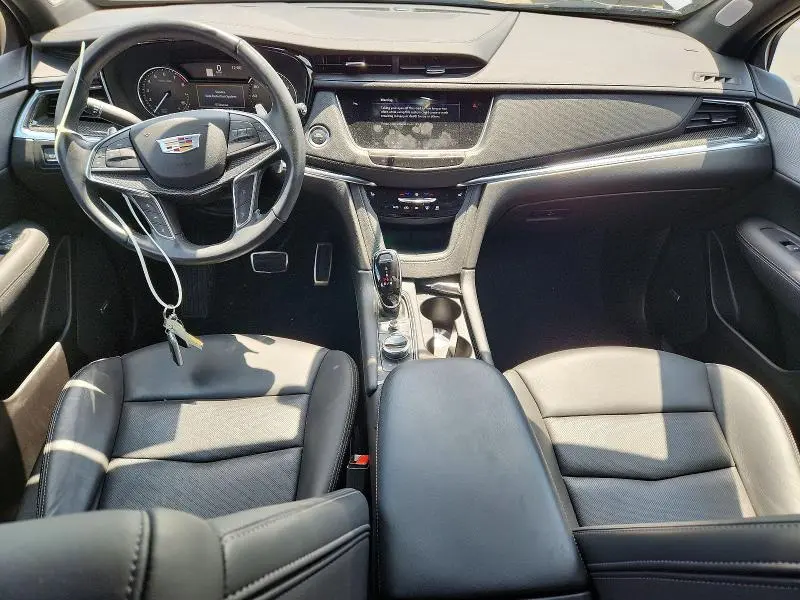 2022 CADILLAC XT5 SPORT  