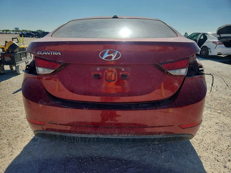 2016 HYUNDAI ELANTRA SE  