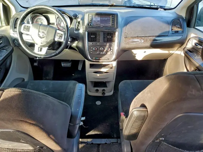 2013 DODGE GRAND CARAVAN SE  