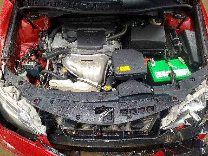 2014 TOYOTA CAMRY SE  