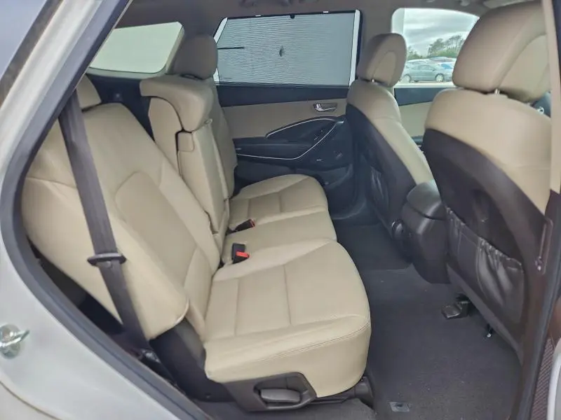 2017 HYUNDAI SANTA FE SE ULTIMATE  