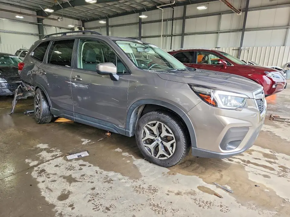 2019 SUBARU FORESTER PREMIUM  